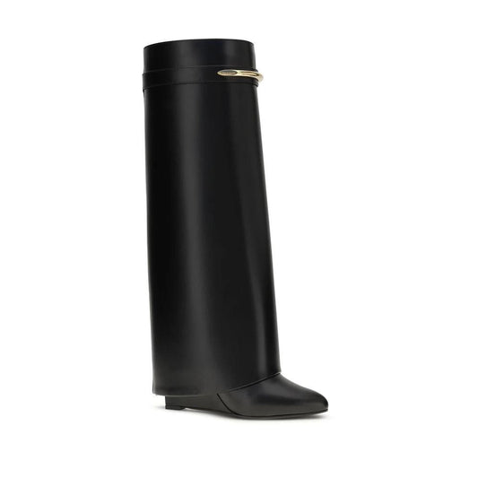 Givenchy Schwarze Bos Taurus Kalbsleder-Stiefel by Givenchy