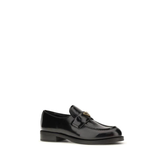 Prada Schwarze Bos Taurus Kalbsleder Loafer zum Hineinschlüpfen by Prada