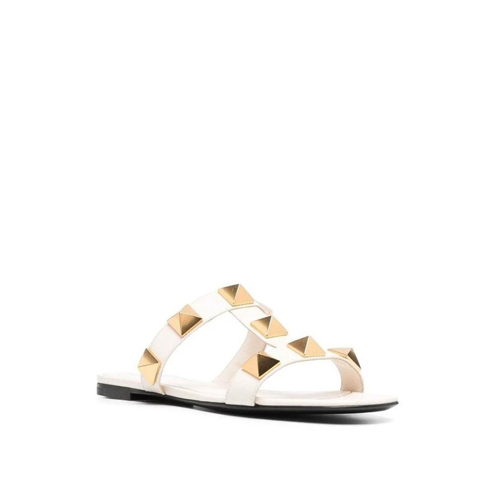 Valentino Garavani Weiße Sandalen aus Kalbsleder by Valentino Garavani