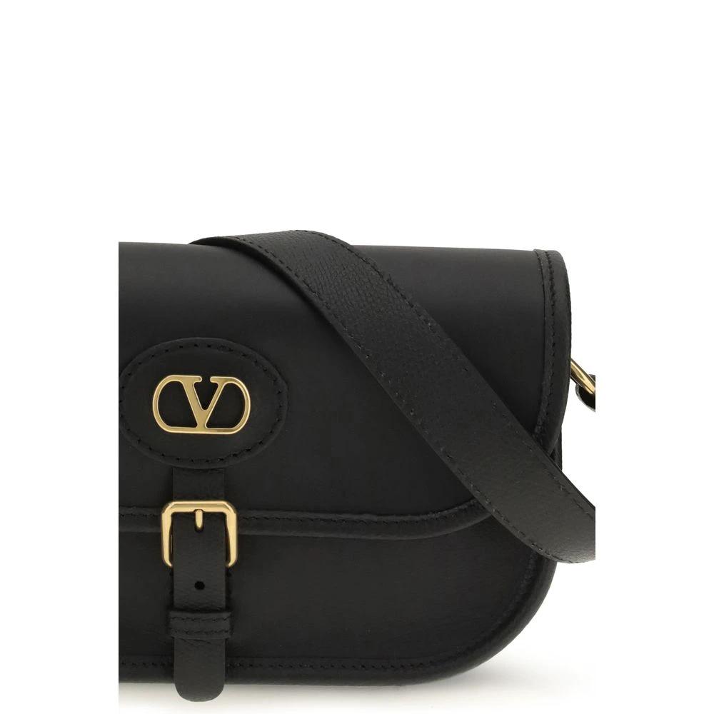 Valentino Garavani Schwarze Kalbsleder Bos Taurus Schultertasche by Valentino Garavani