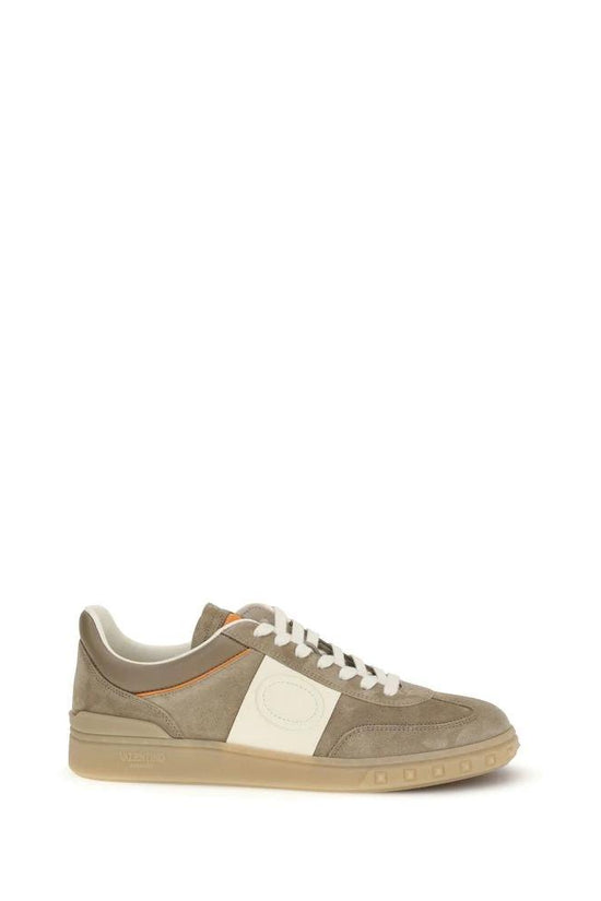 Valentino Garavani Beige Calf Leather Bos Taurus Low Top Sneakers by Valentino Garavani