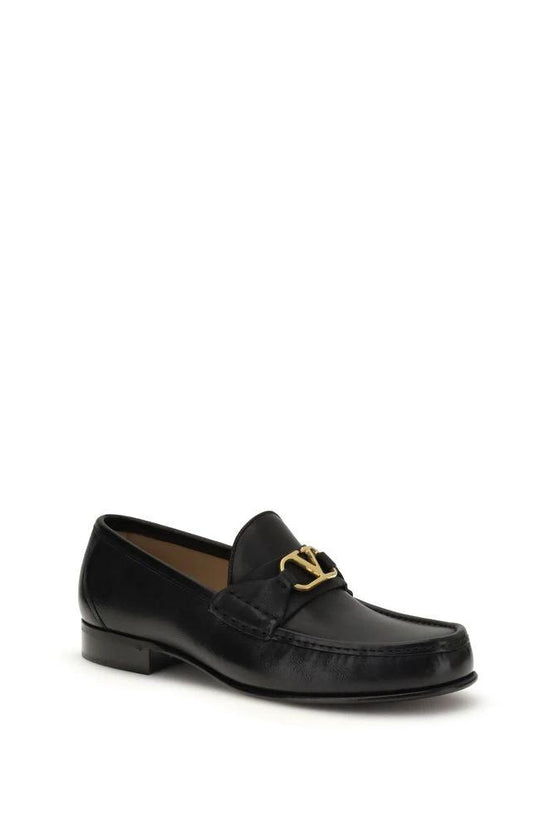 Valentino Garavani Schwarze Bos Taurus Kalbsleder Loafer zum Schlüpfen by Valentino Garavani