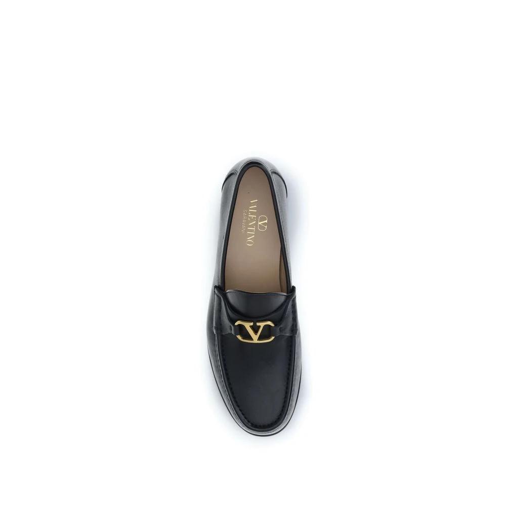 Valentino Garavani Schwarze Bos Taurus Kalbsleder Loafer zum Schlüpfen by Valentino Garavani