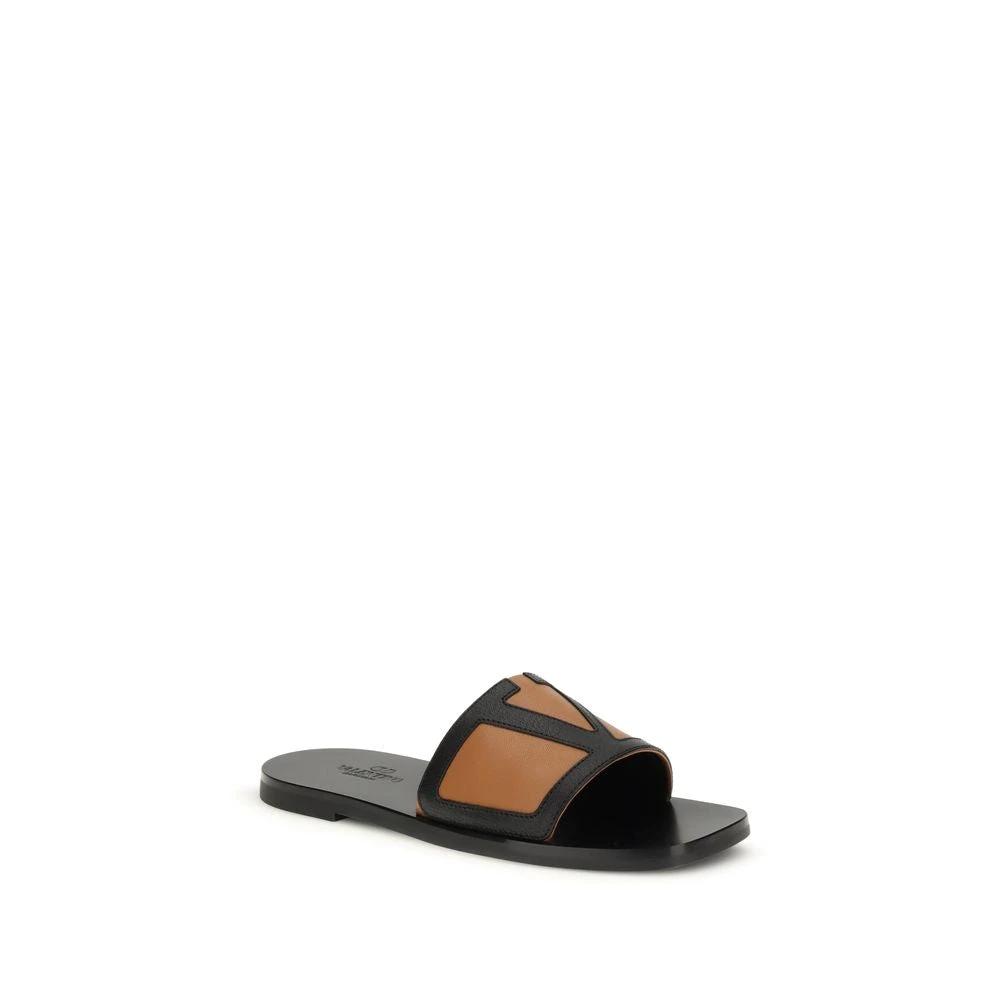 Valentino Garavani Schwarze Sandalen aus Ziegenleder by Valentino Garavani