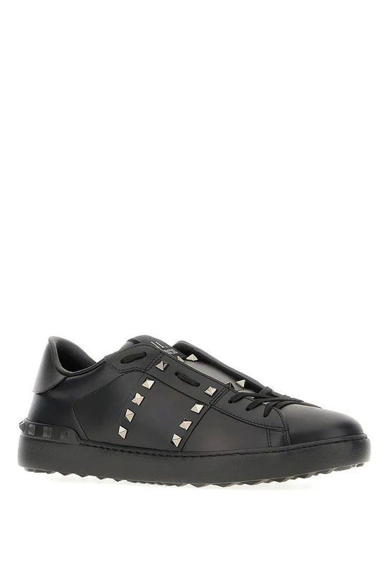 Valentino Garavani Schwarze Leder Low-Top-Sneaker by Valentino Garavani