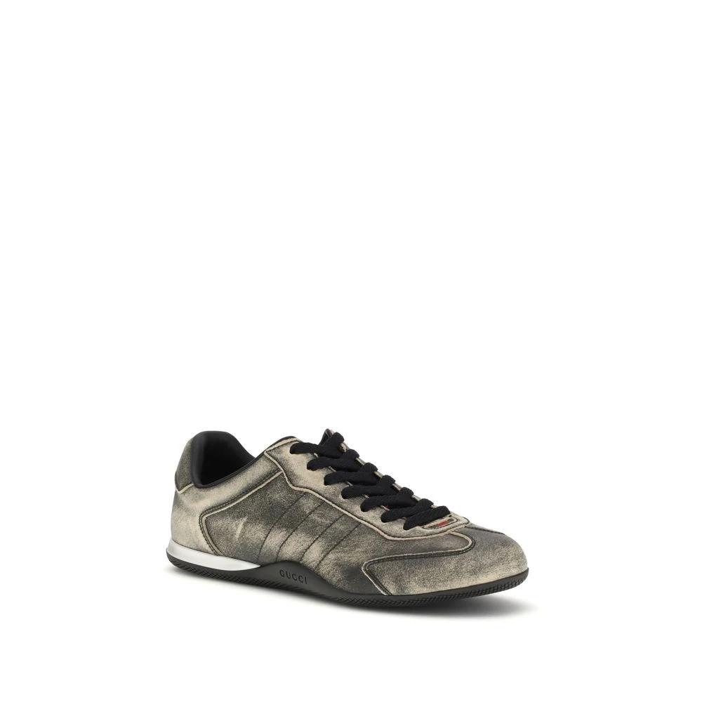 Gucci Schwarze Bos Taurus Kalbsleder Low-Top-Sneaker by Gucci
