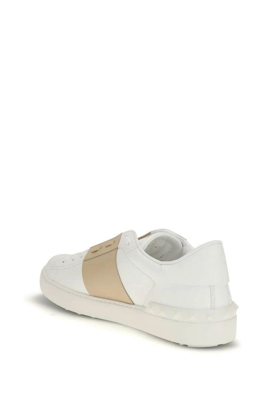 Valentino Garavani Weiße Low-Top-Sneaker aus Kalbsleder Bos Taurus by Valentino Garavani