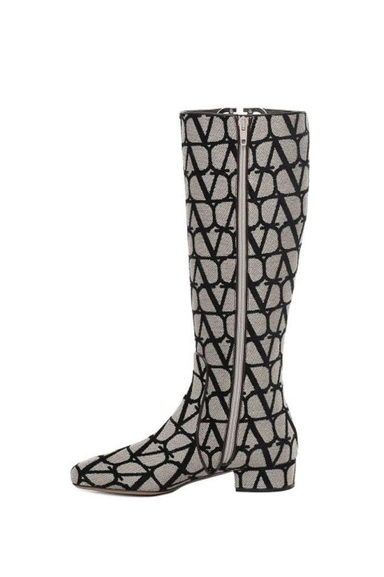 Valentino Garavani Stiefel Beige | ELORÉ by Valentino Garavani