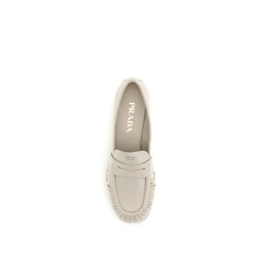 Prada Beige Kalbsleder Bos Taurus Slipper-Loafer by Prada