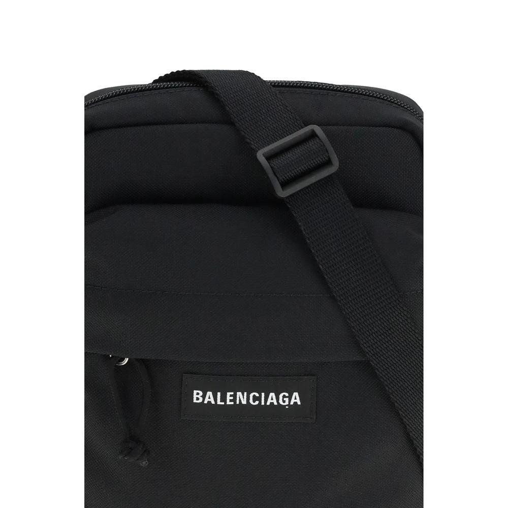 Balenciaga Schwarze Schultertasche aus Polyamid by Balenciaga