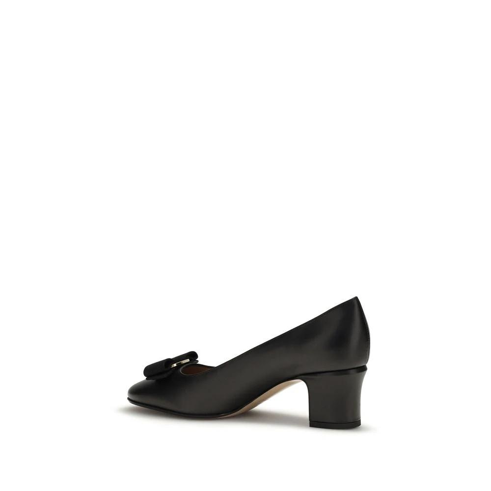 Ferragamo Schwarze Pumps aus Kalbsleder Bos Taurus by Ferragamo