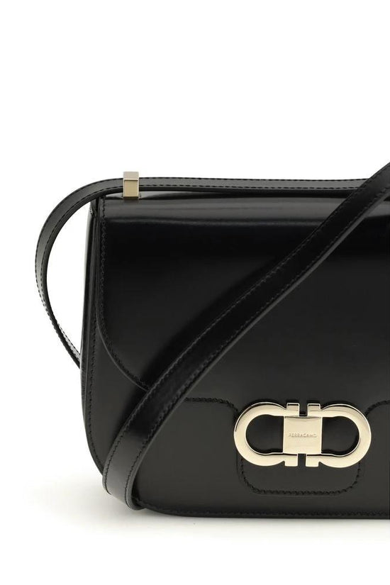 Ferragamo Schwarze Bos Taurus Kalbsleder Schultertasche by Ferragamo