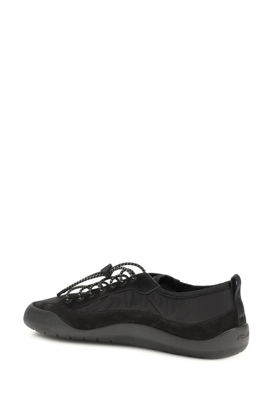 Prada Schwarze Sportschuhe aus recyceltem Polyamid by Prada