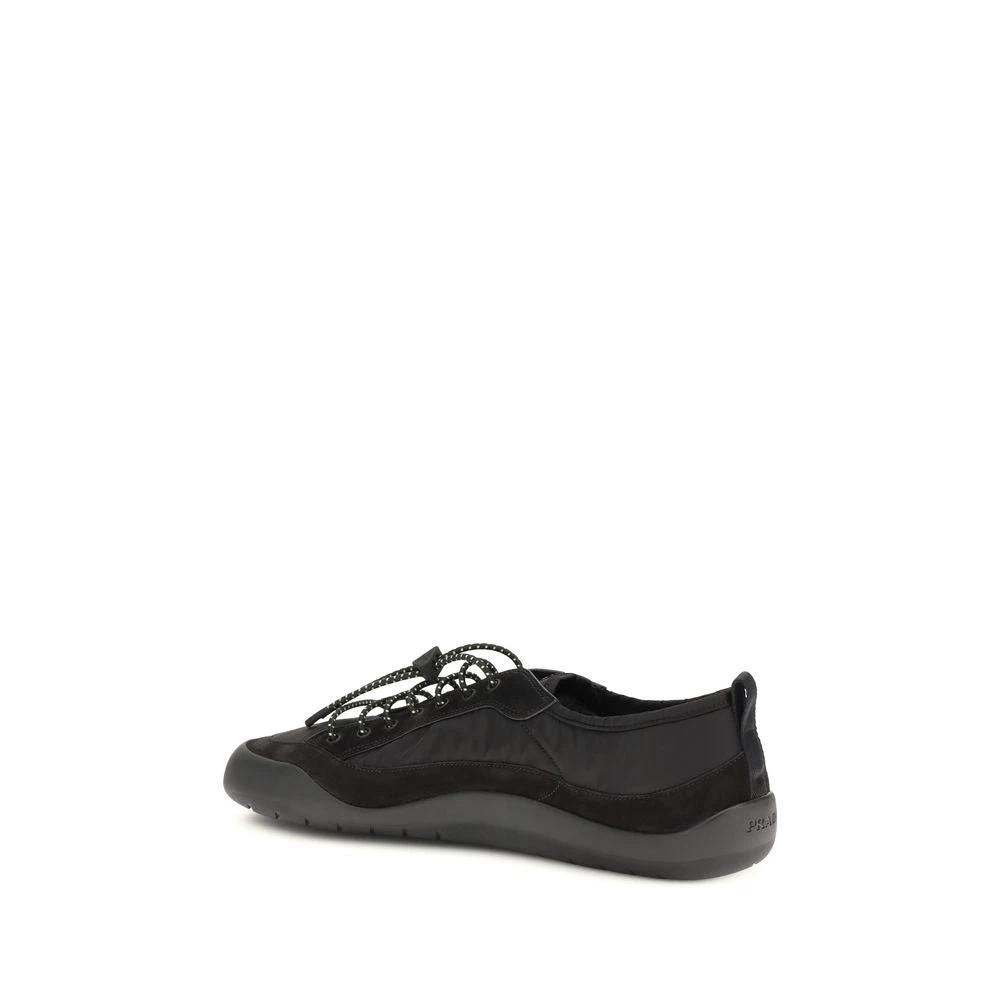 Prada Schwarze Sportschuhe aus recyceltem Polyamid by Prada