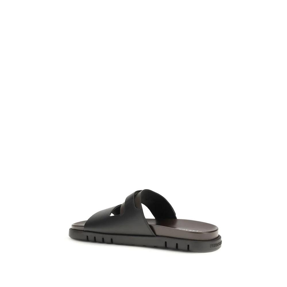 Ferragamo Schwarze Bos Taurus Kalbsleder-Sandalen by Ferragamo