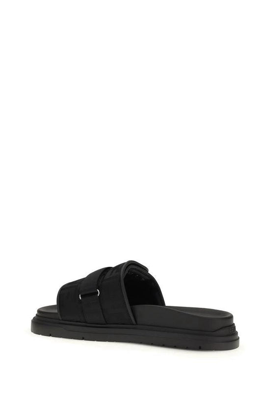 Fendi Schwarze Sandalen aus Polyamid by Fendi
