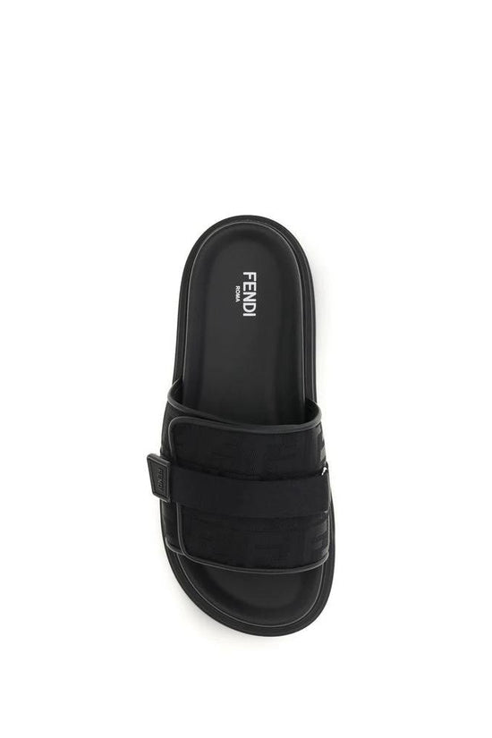 Fendi Schwarze Sandalen aus Polyamid by Fendi