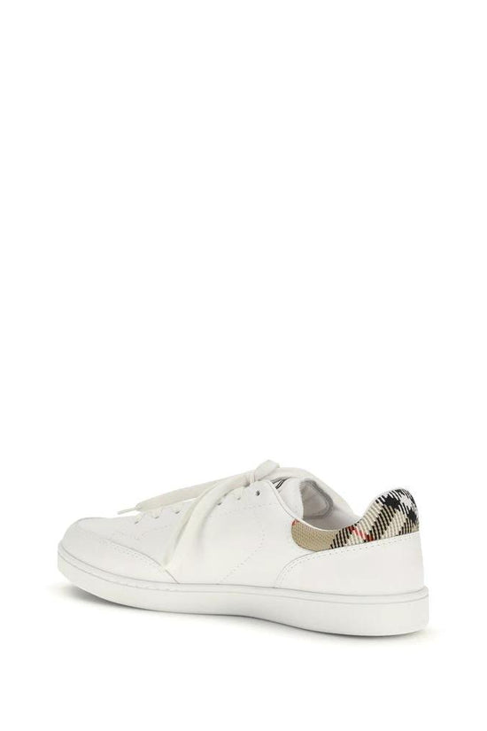 Burberry Weiße Low-Top-Sneaker aus Kalbsleder Bos Taurus by Burberry