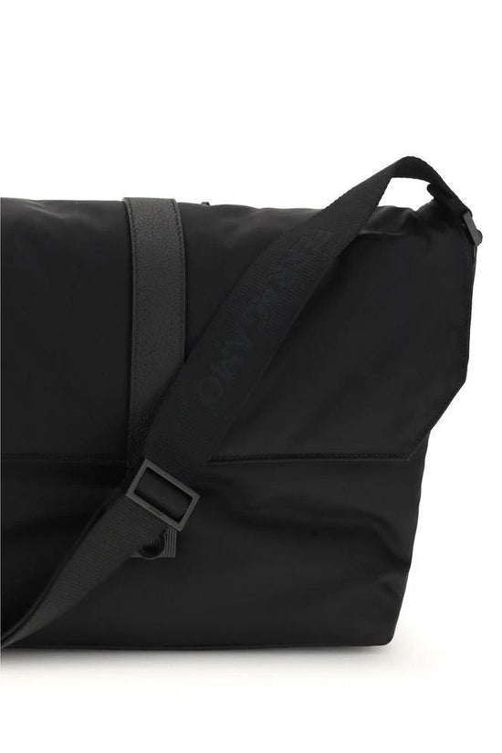 Ferragamo Schwarze Schultertasche aus Nylon by Ferragamo
