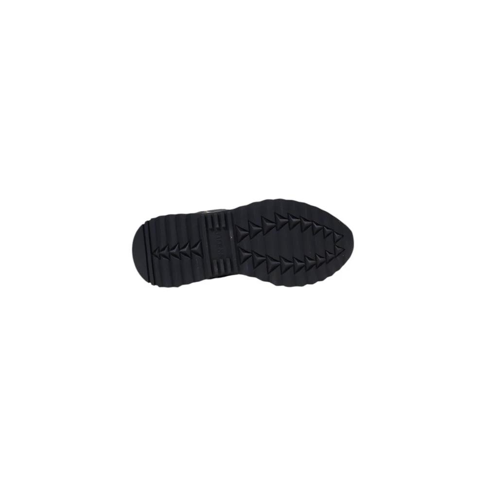 Guess Schwarze Low-Top-Sneaker aus Polyethylen by Guess