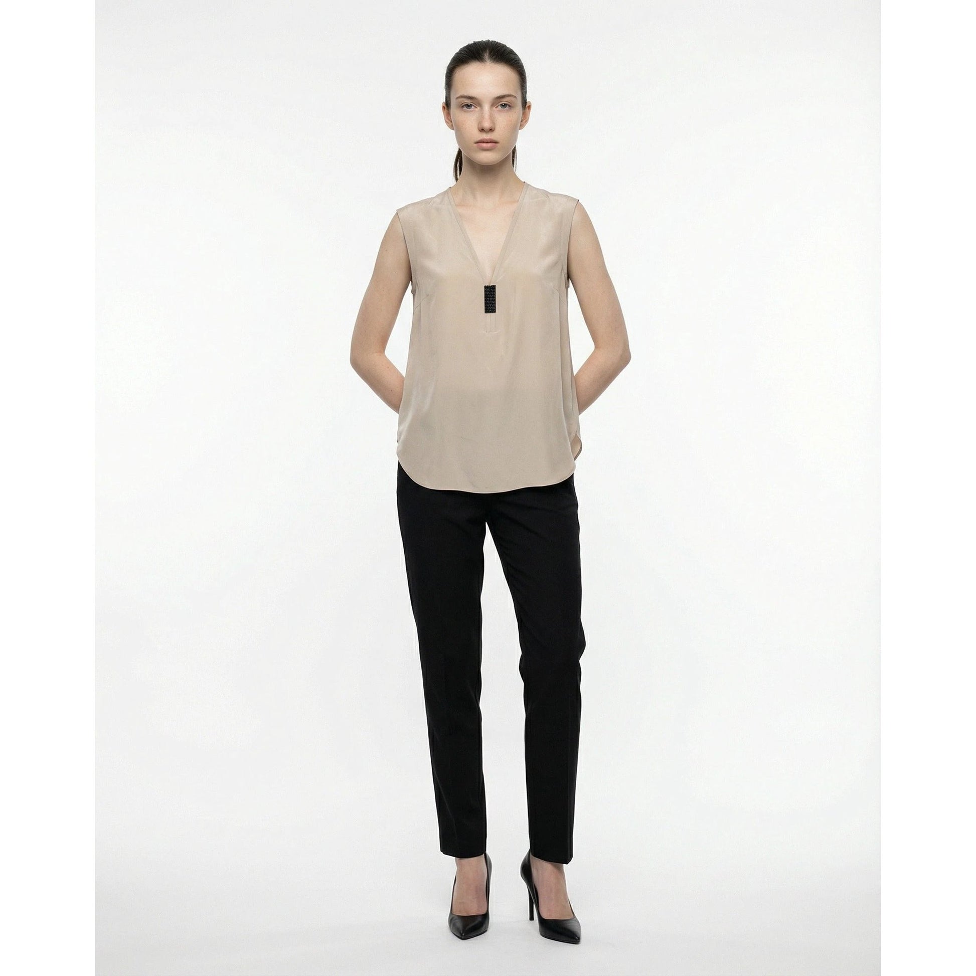 Brunello Cucinelli Cucinelli Beige Seidentops by Brunello Cucinelli Cucinelli