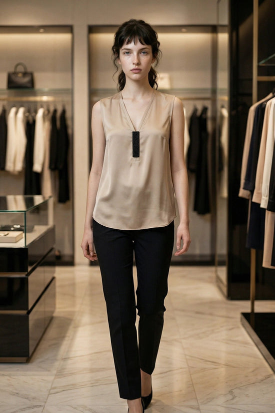 Brunello Cucinelli Beige Seidentops by Brunello Cucinelli