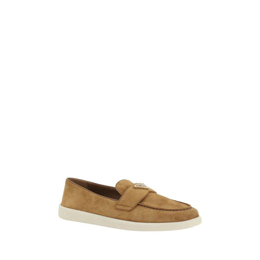 Prada Braune Kalbsleder Bos Taurus Loafer zum Hineinschlüpfen by Prada