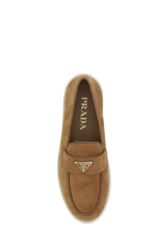 Prada Braune Kalbsleder Bos Taurus Loafer zum Hineinschlüpfen by Prada