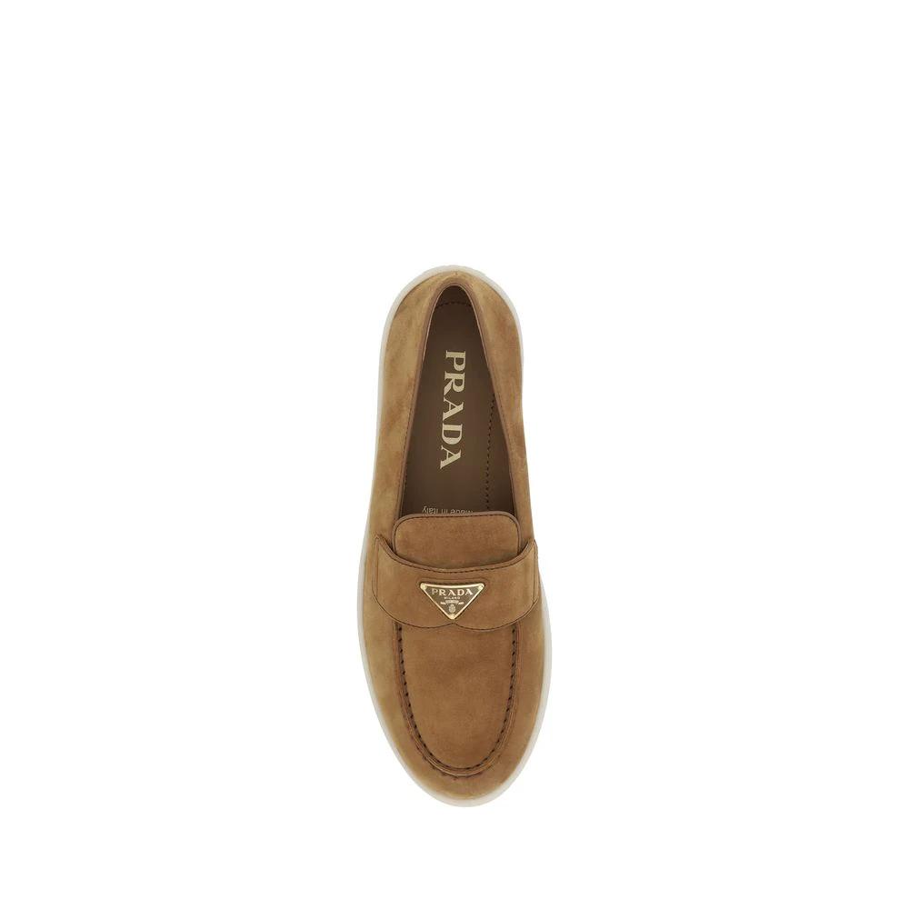 Prada Braune Kalbsleder Bos Taurus Loafer zum Hineinschlüpfen by Prada