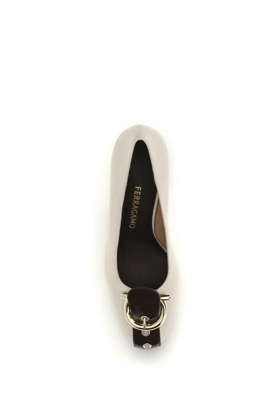 Ferragamo Beige Kalbsleder Bos Taurus Pumps mit hohem Absatz by Ferragamo
