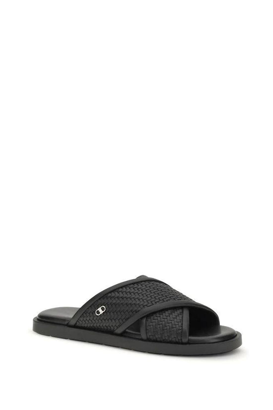Ferragamo Schwarze Bos Taurus Kalbsleder flache Sandalen by Ferragamo