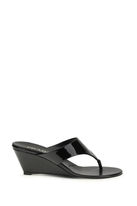Prada Schwarze Keilabsatz-Sandalen aus Kalbsleder Bos Taurus by Prada