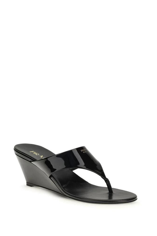 Prada Schwarze Keilabsatz-Sandalen aus Kalbsleder Bos Taurus by Prada