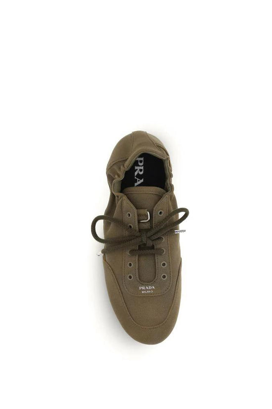 Prada Athletik-Sneaker aus Baumwolle in Bicolor by Prada
