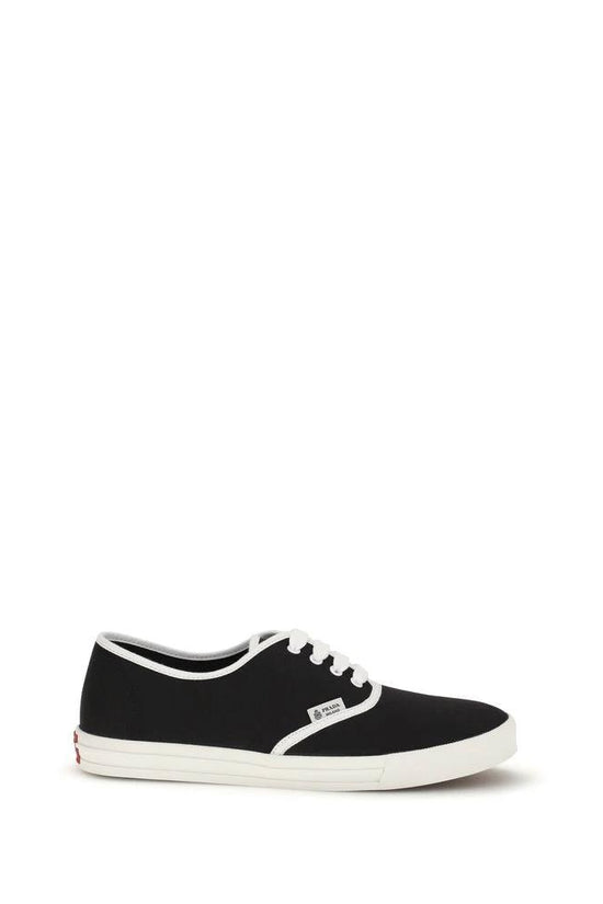 Prada Schwarze Low-Top-Sneaker aus Baumwolle by Prada