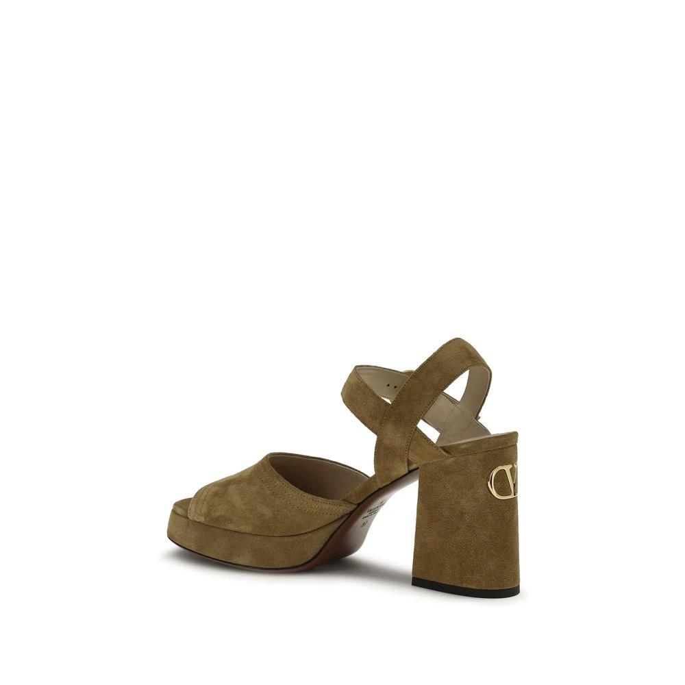 Valentino Garavani Beige Kalbsleder Bos Taurus Plateau-Sandalen by Valentino Garavani