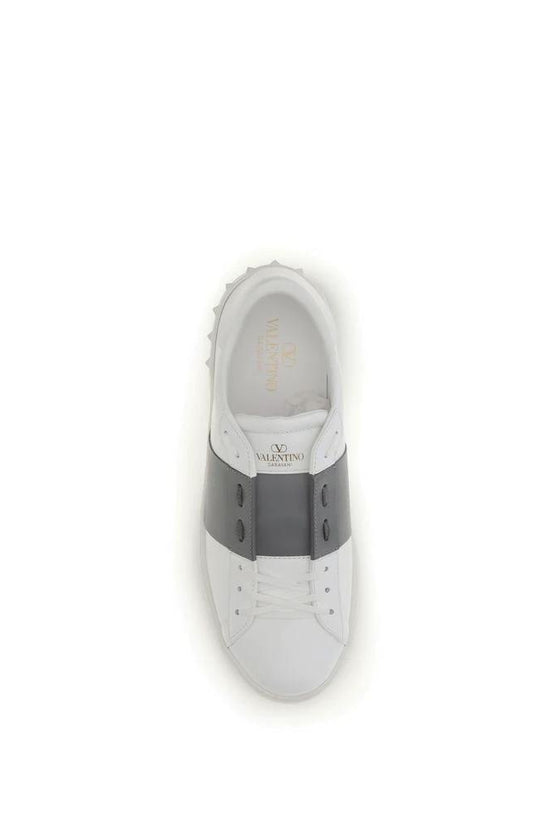 Valentino Garavani Weiße Bos Taurus Kalbsleder Low-Top-Sneaker by Valentino Garavani