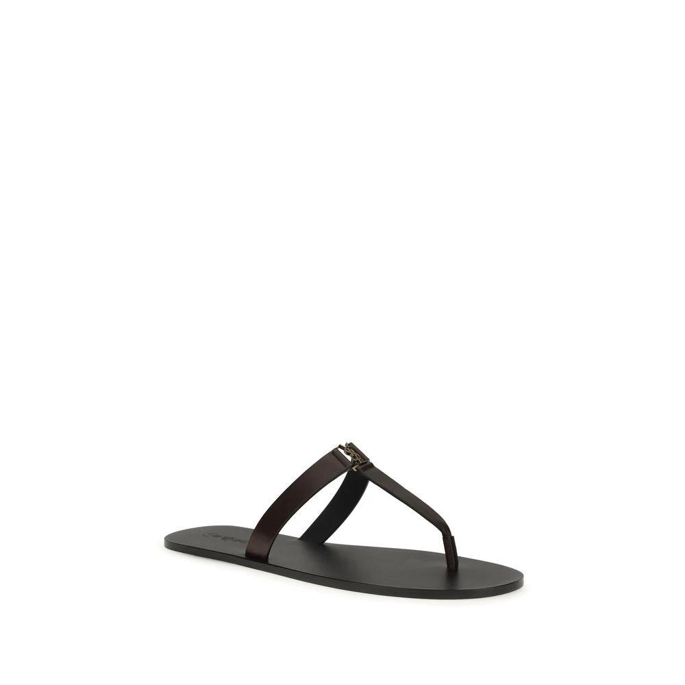 Saint Laurent Braune Kalbsleder-Sandalen Bos Taurus mit flacher Sohle by Saint Laurent