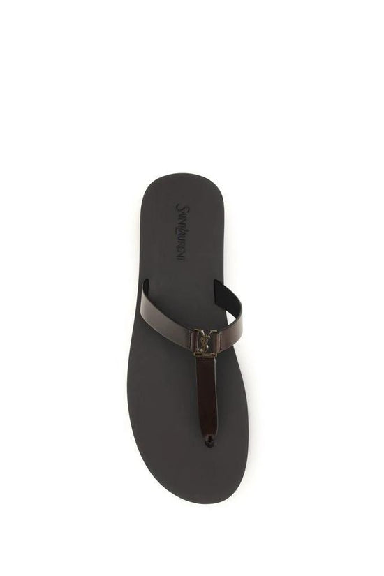 Saint Laurent Braune Kalbsleder-Sandalen Bos Taurus mit flacher Sohle by Saint Laurent