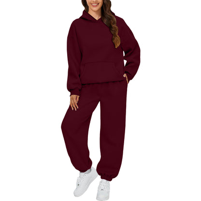 Damen Hoodie Und Hose Set Alltagslookkomfort GebürstetesFleecegewebe HaptikFaszination in tiefroter Farbe, bequemer Schnitt, entspannte Passform.