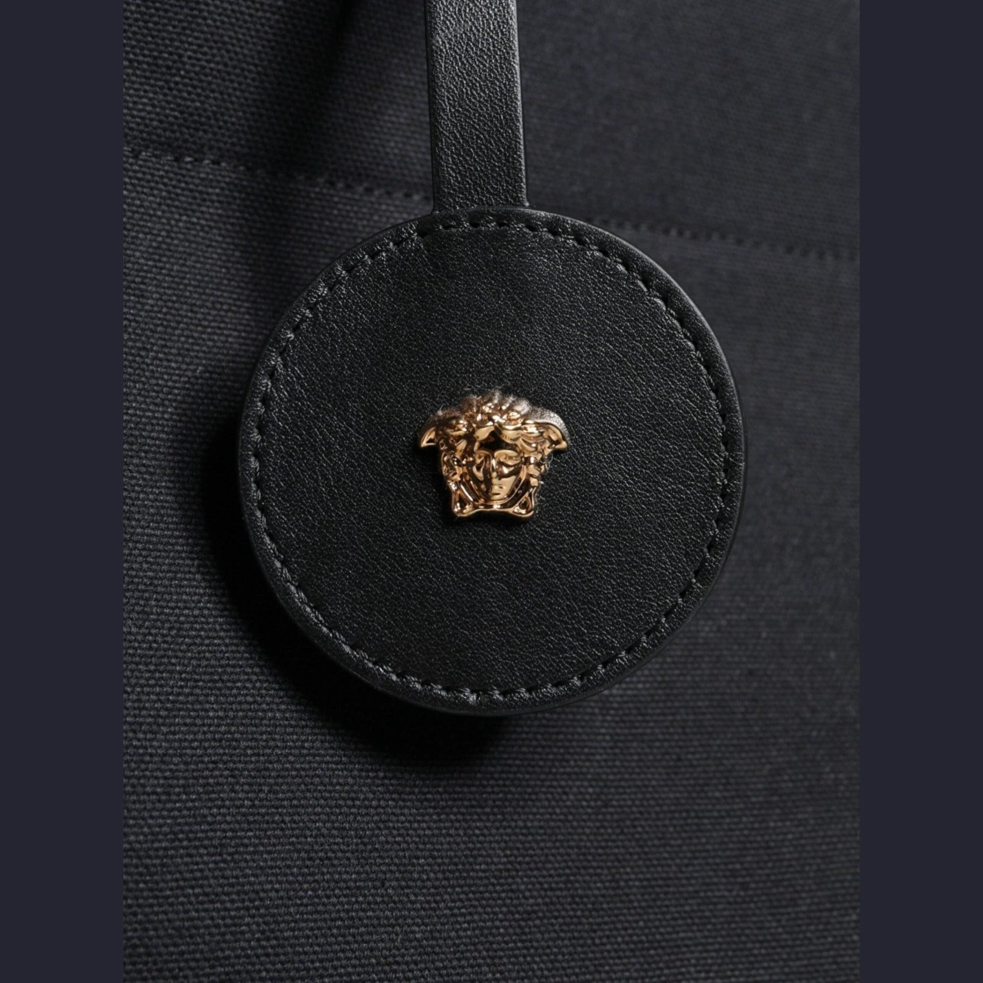 Versace Umhängetasche Schwarz | ELORÉ by Versace