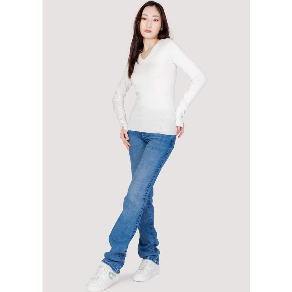 Guess Pullover Langarm Feinstrick V Ausschnitt Weiß | ELORÉ by Guess