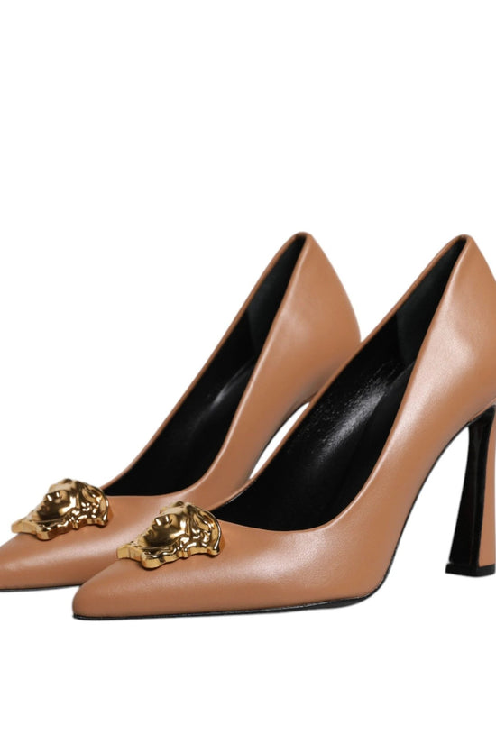 Versace Braun Leder Logo Plaque High Heels Pumps Schuhe by Versace