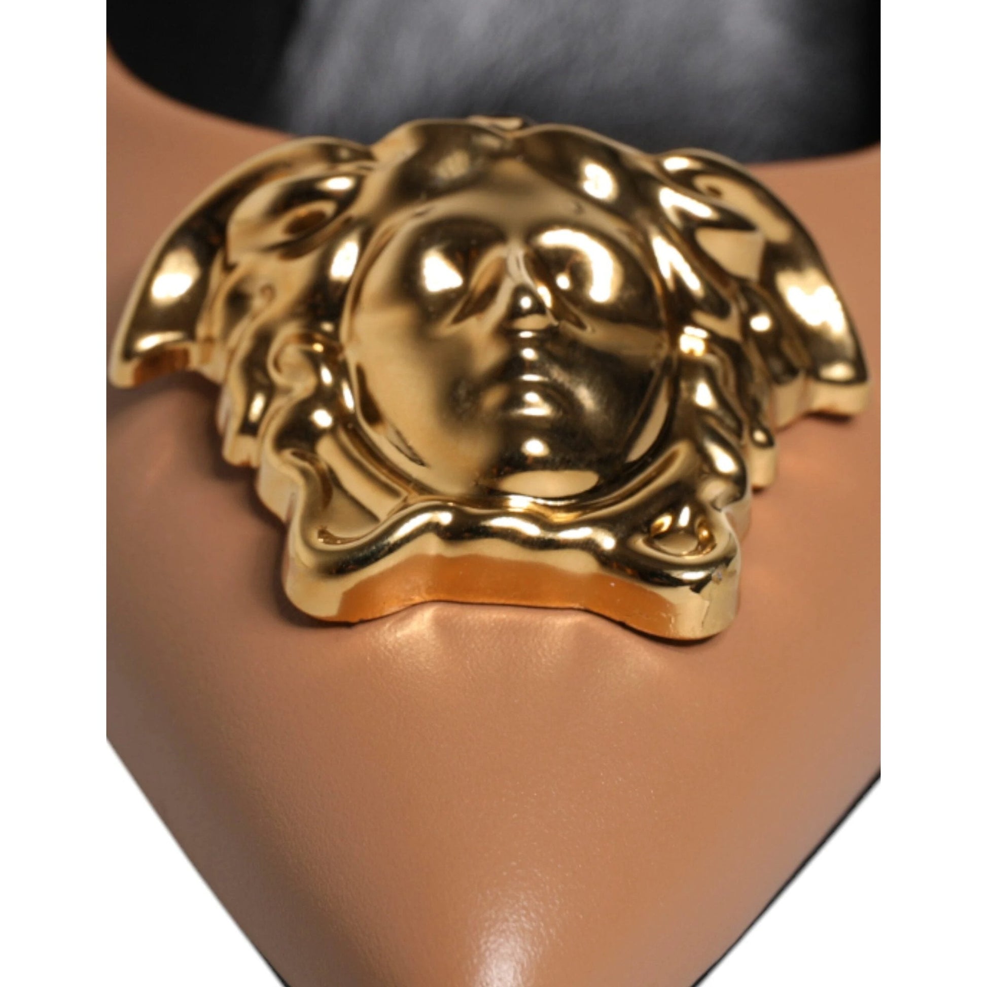 Versace Braun Leder Logo Plaque High Heels Pumps Schuhe by Versace