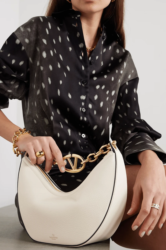 Valentino Garavani Moon Bag Umhängetasche Elfenbein | ELORÉ by Valentino Garavani
