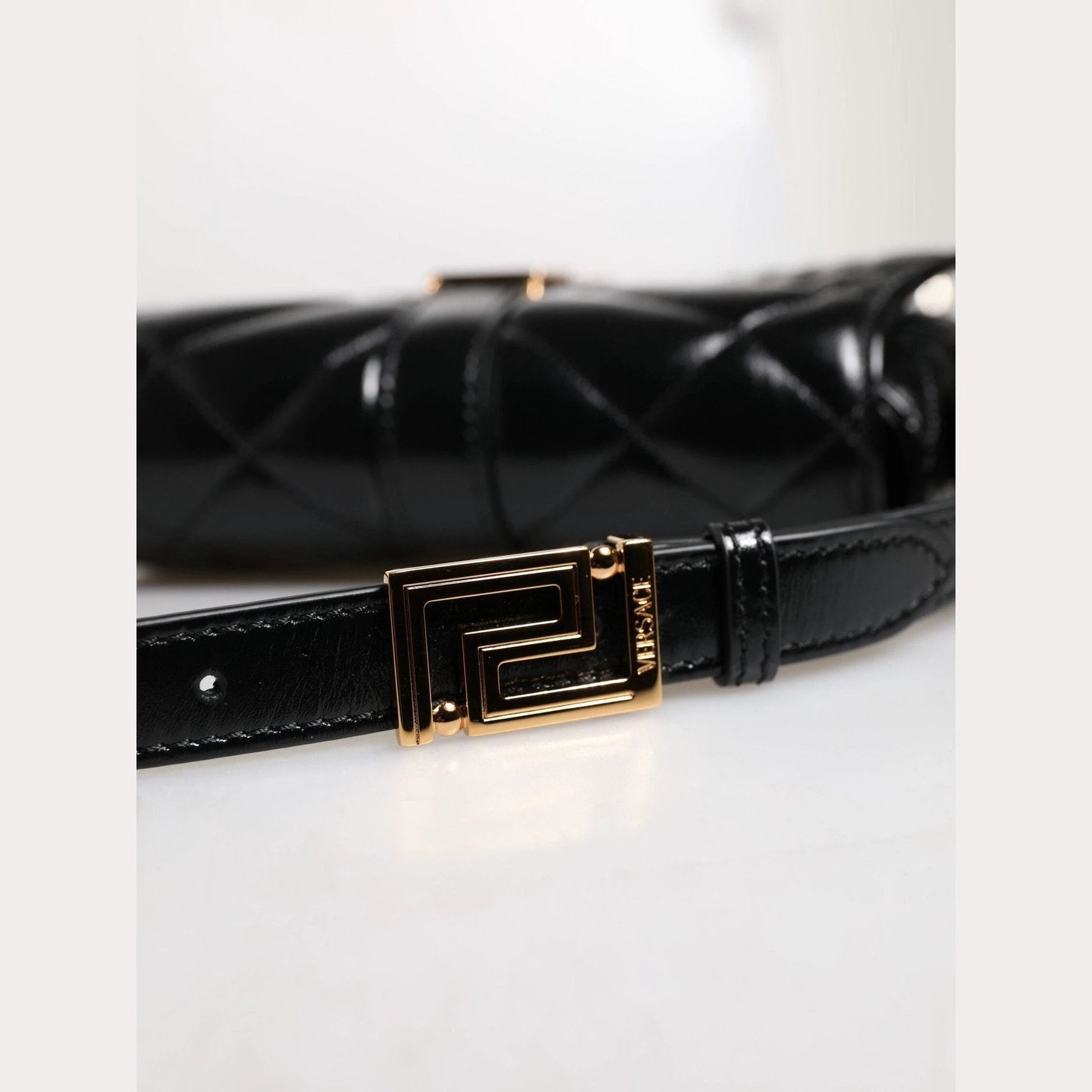 Versace Umhängetasche Schwarz | ELORÉ by Versace