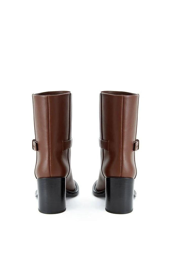 Burberry Stiefel Elegant Schnalle Detail Braun | ELORÉ by Burberry