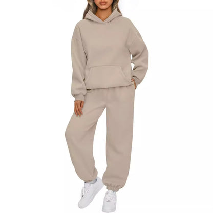 Damen Hoodie Und Hose Set Alltagslookkomfort GebürstetesFleecegewebe HaptikFaszination in Beige, bequemer Schnitt und klarer Silhouette.