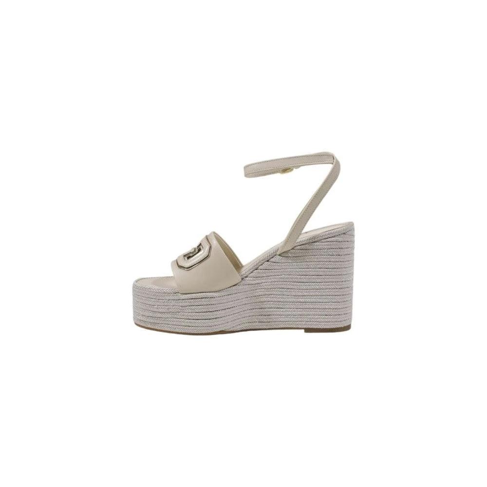 Guess Pumps Beige | ELORÉ by Guess