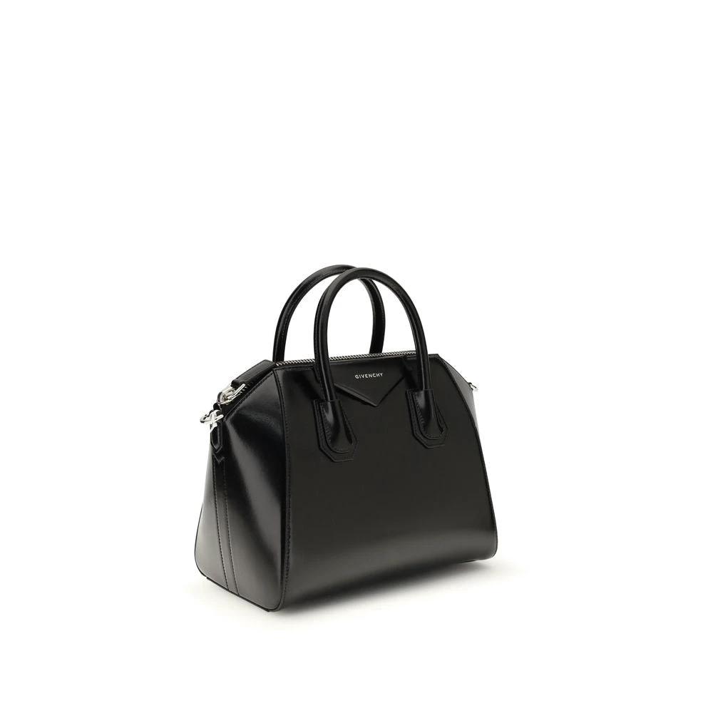 Givenchy Schwarze Kalbsleder-Bos-Taurus-Handtasche by Givenchy